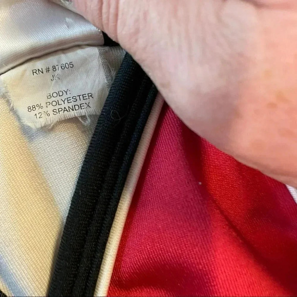 Avia L‎ crop Red/blk/white racer back sport bra - Picture 5 of 6